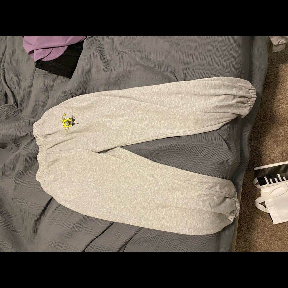 grey spongebob sweatpants